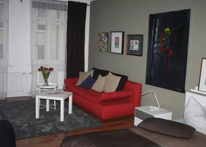 דירה Gemuetliche In Mit Garten By Interhome *