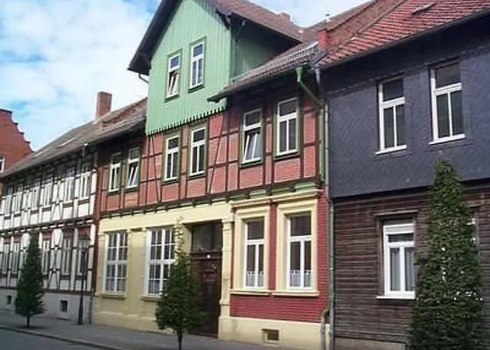 公寓 Gemuetliche In Mit Garten By Interhome *